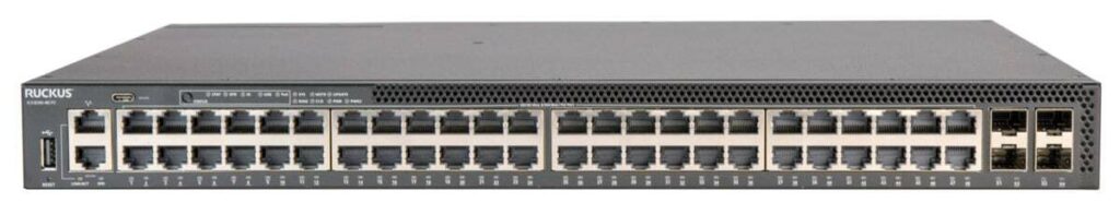 RUCKUS Networks ICX8200-48ZP2-E – Multigig Layer 3 Switch mit PoE++ (1480W) und 25G Uplinks